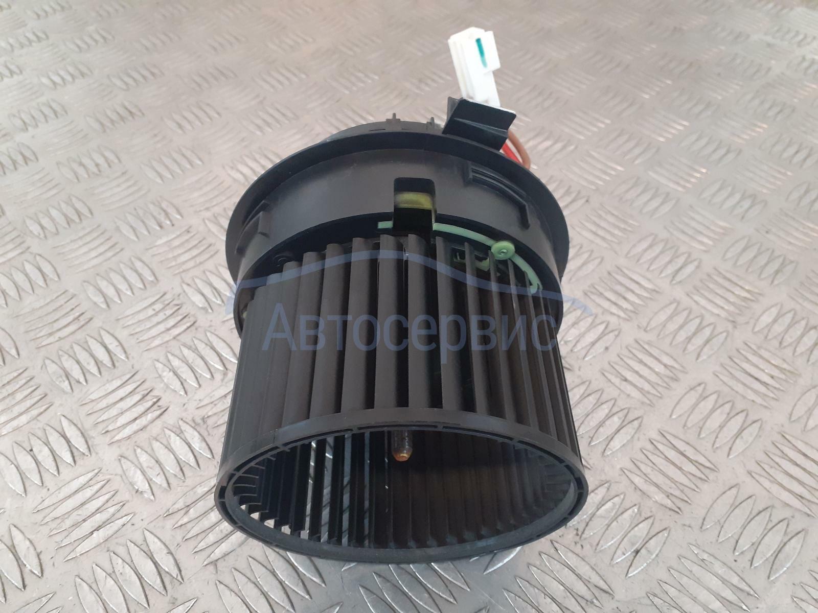 Замена вентилятора печки Ниссан Жук в сети надежных автосервисов